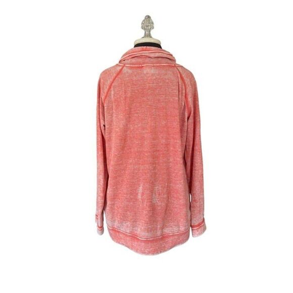 Green Tea Coral Sweatshirt (Size Medium) - Picture 3 of 7